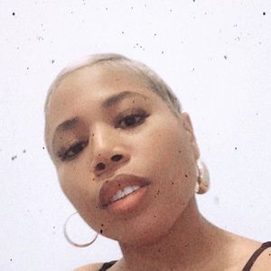 Meet your Posher, Gabrielle